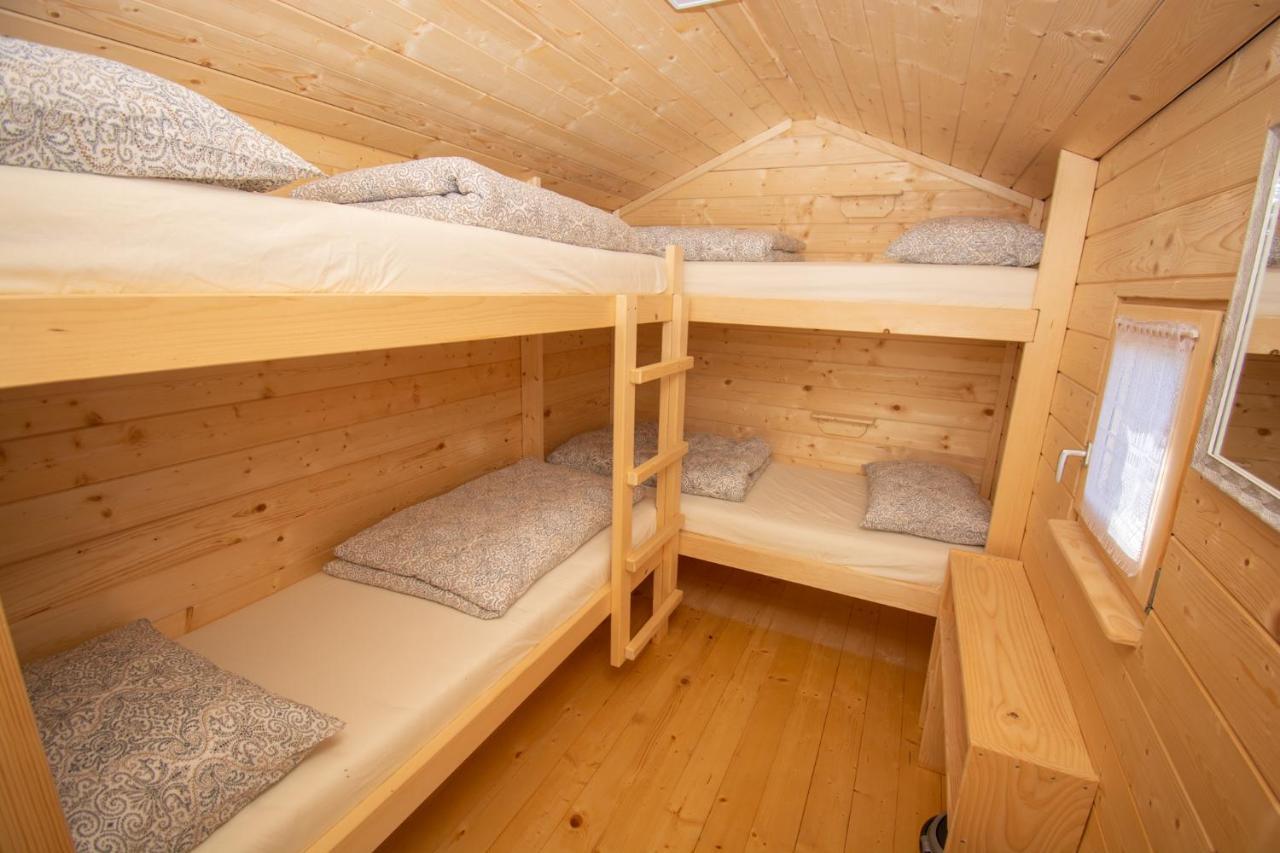 Pocitniska Hiska Skedenj Apartment Deskle Bagian luar foto